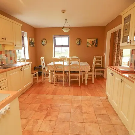 Holiday home Fraoch Waterville