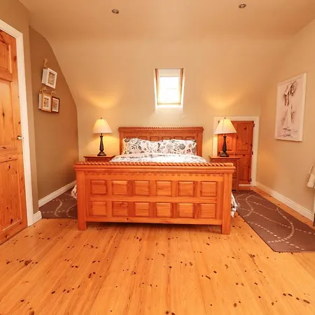 Holiday home Fraoch *