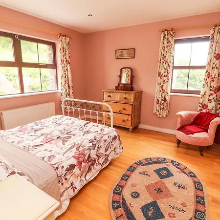 Holiday home Fraoch